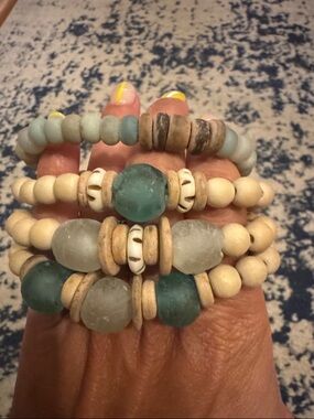 Sea Glass & Wood Bead Stretch Bracelet — Aqua and Cream